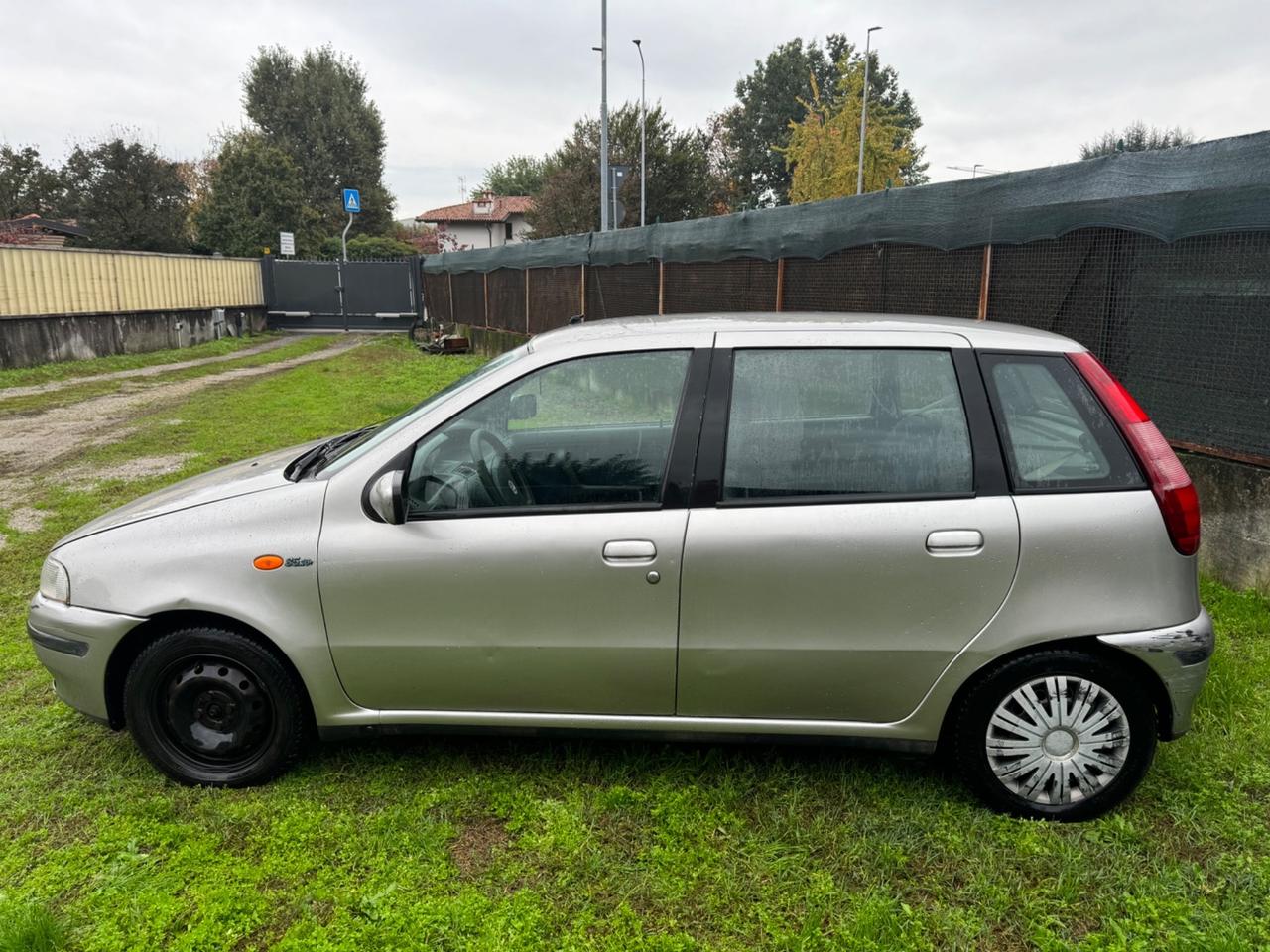 Fiat Punto 1.2i 16V cat 5 porte ELX