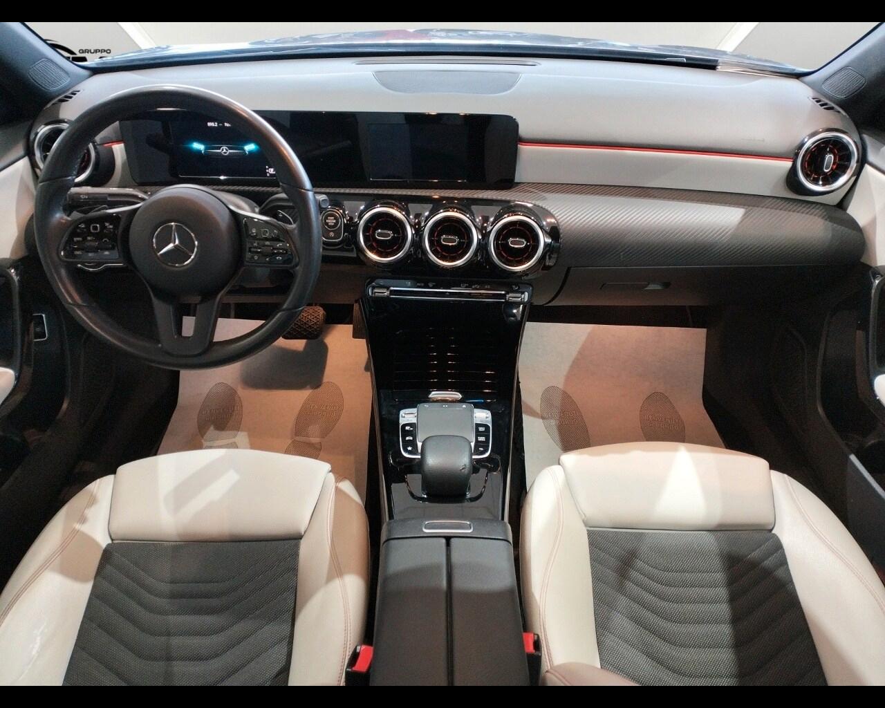 MERCEDES Classe A (V177) A 180 d Automatic ...