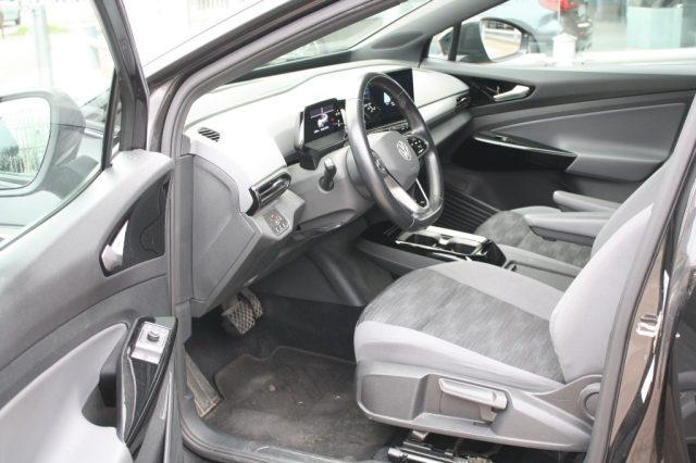 VOLKSWAGEN ID.4 Pro Performance