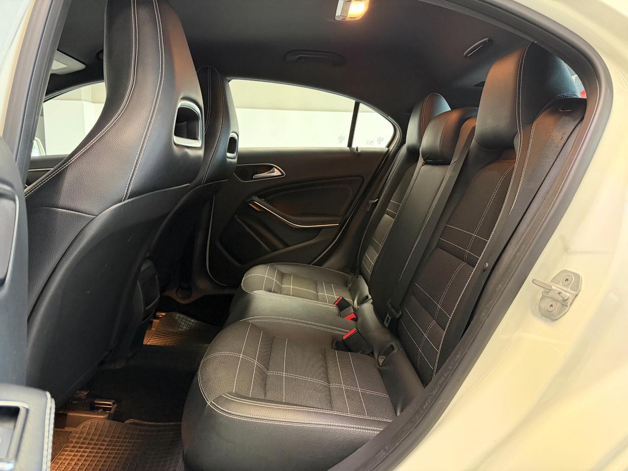 Mercedes-Benz A 180 1.5 Cdi PREMIUM AUTOMATICA F1 OTTIME CONDIZIONI