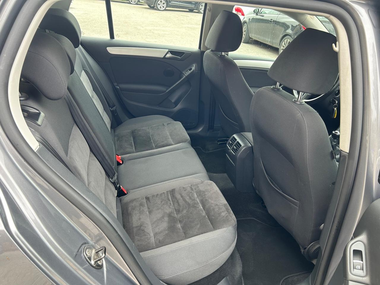 Volkswagen Golf 1.6 TDI DPF 5p. Highline