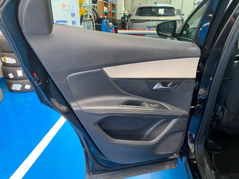 Peugeot 3008 1.5 HDi 130CV EAT8 GT NAV+PEL+RCAM+FULLED+CRUISE+