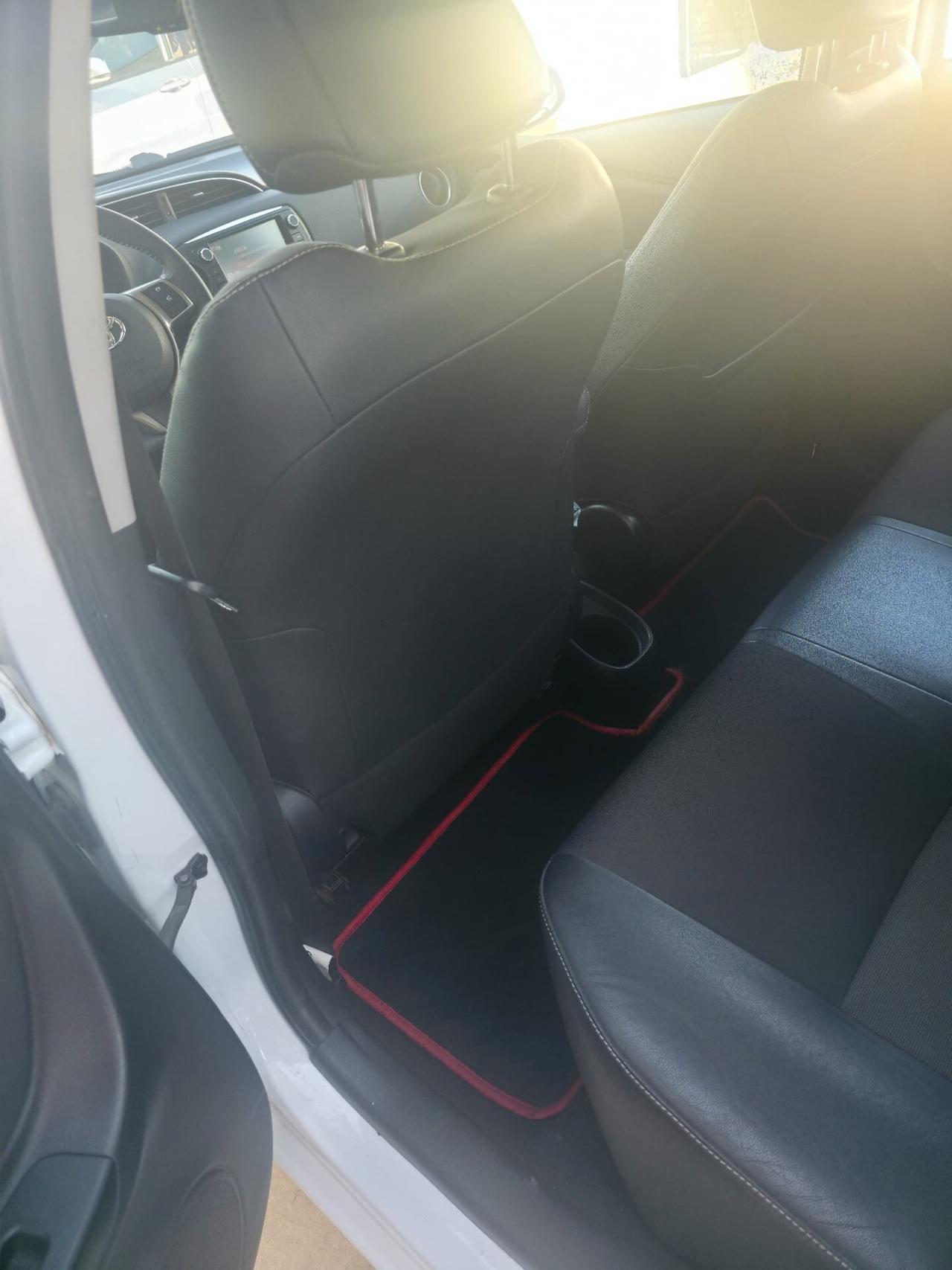 Toyota Yaris 1.0 5 porte Lounge