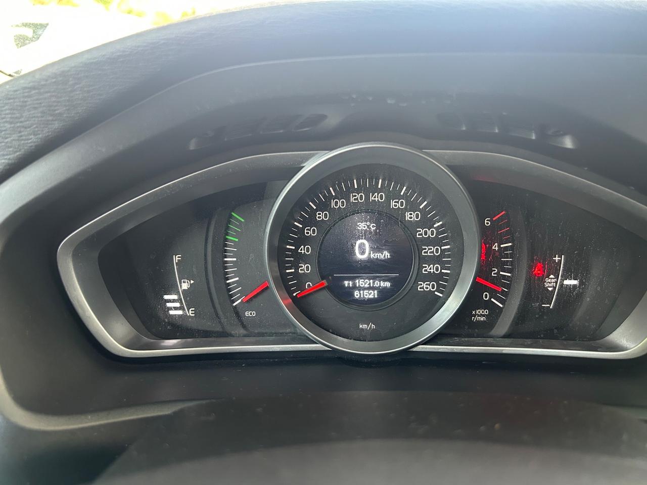Volvo V40 KM. 61.000! D2