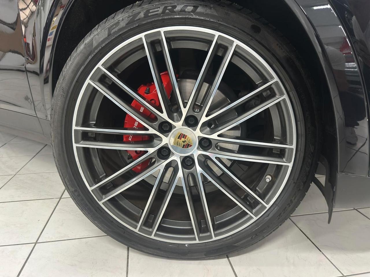Porsche Cayenne 3.0 V6