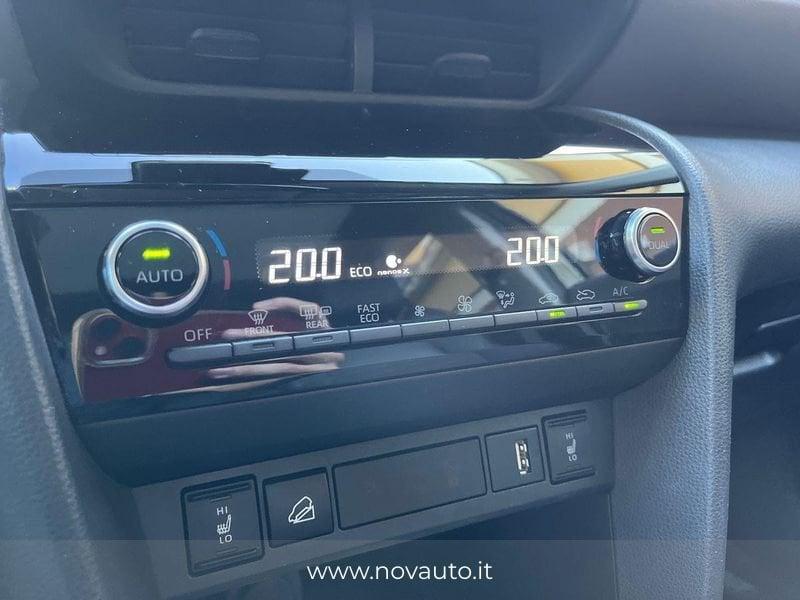Toyota Yaris Cross 1.5H (116 CV) E-CVT Lounge AWD-i