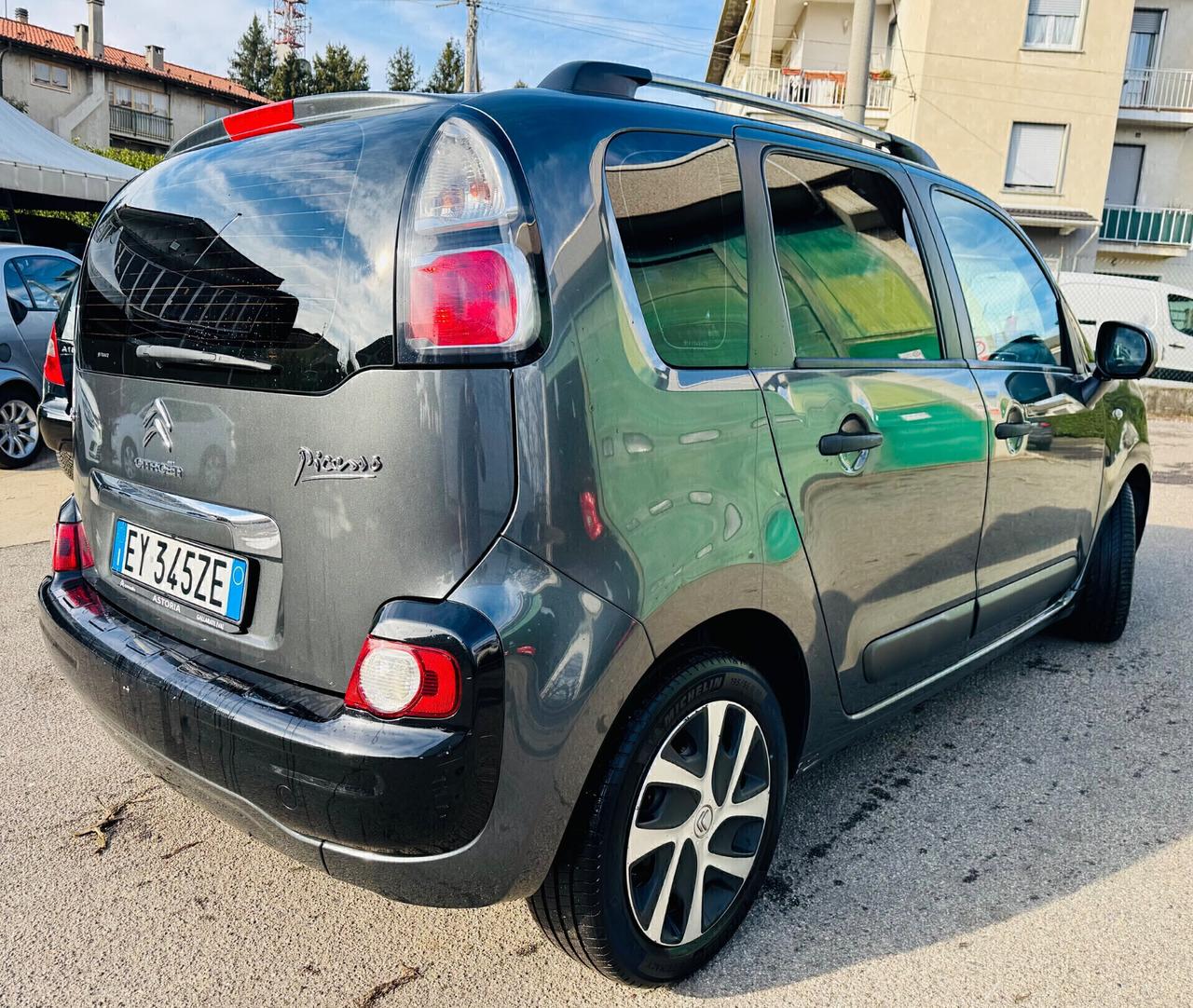 Citroen C3 Picasso 1.6 HDi 90 mila km Neopatentati