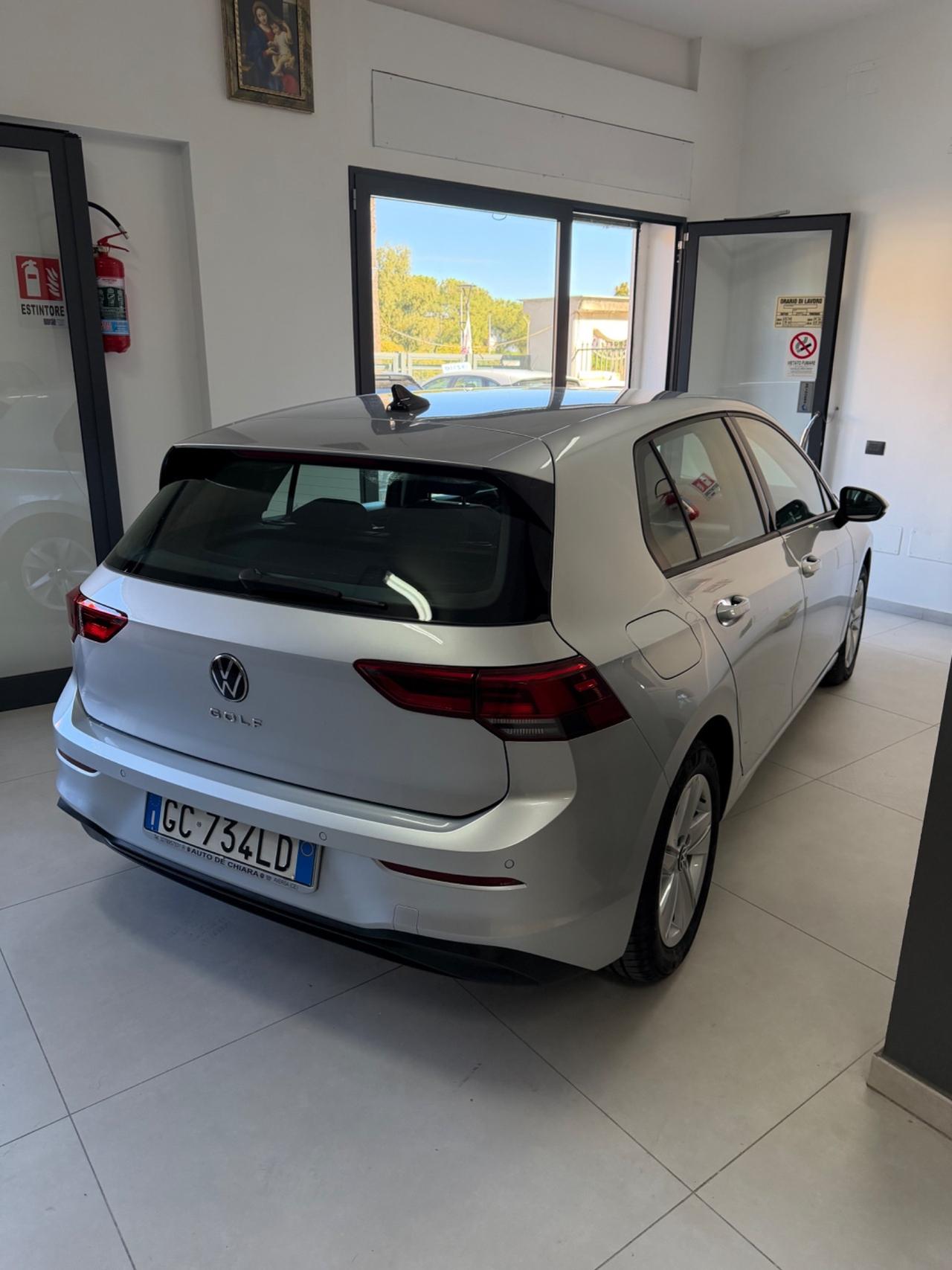 Volkswagen Golf 8 2.0 150 CV
