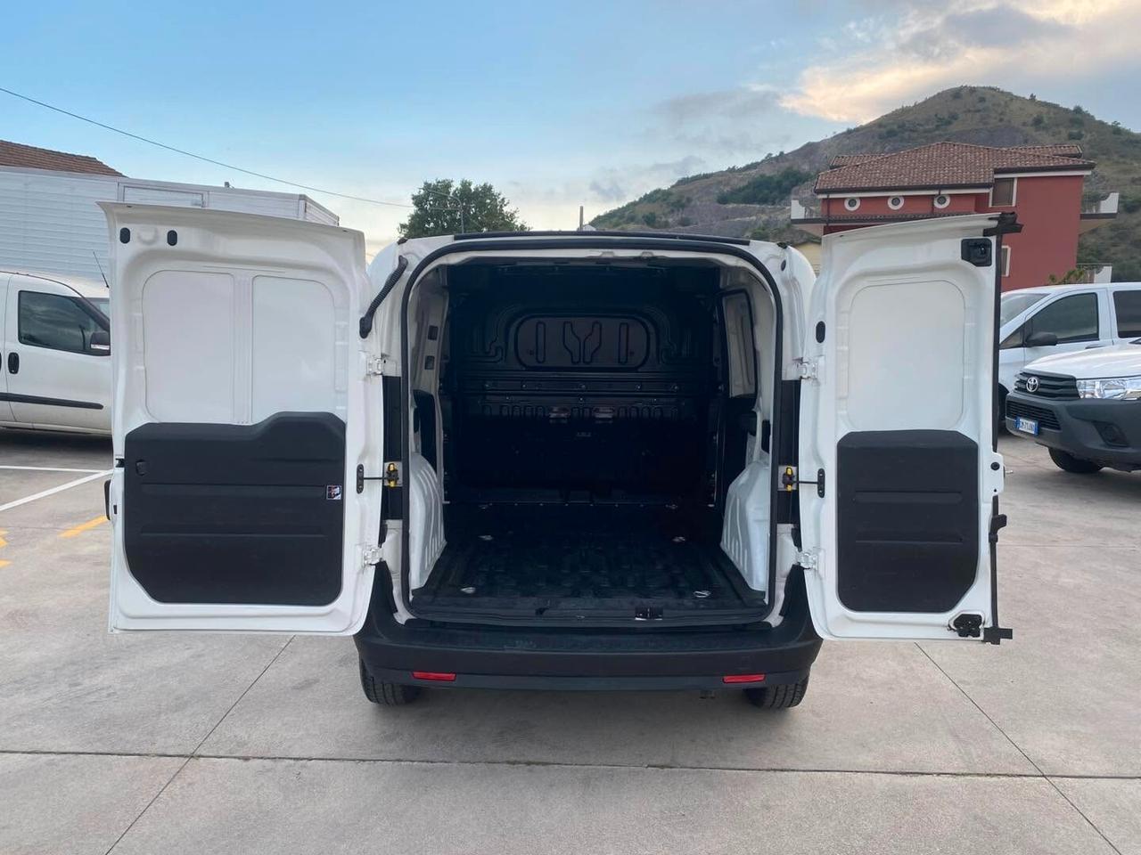 Fiat Doblò 1.6 Mjt2 120 CV 3 posti 12/2022