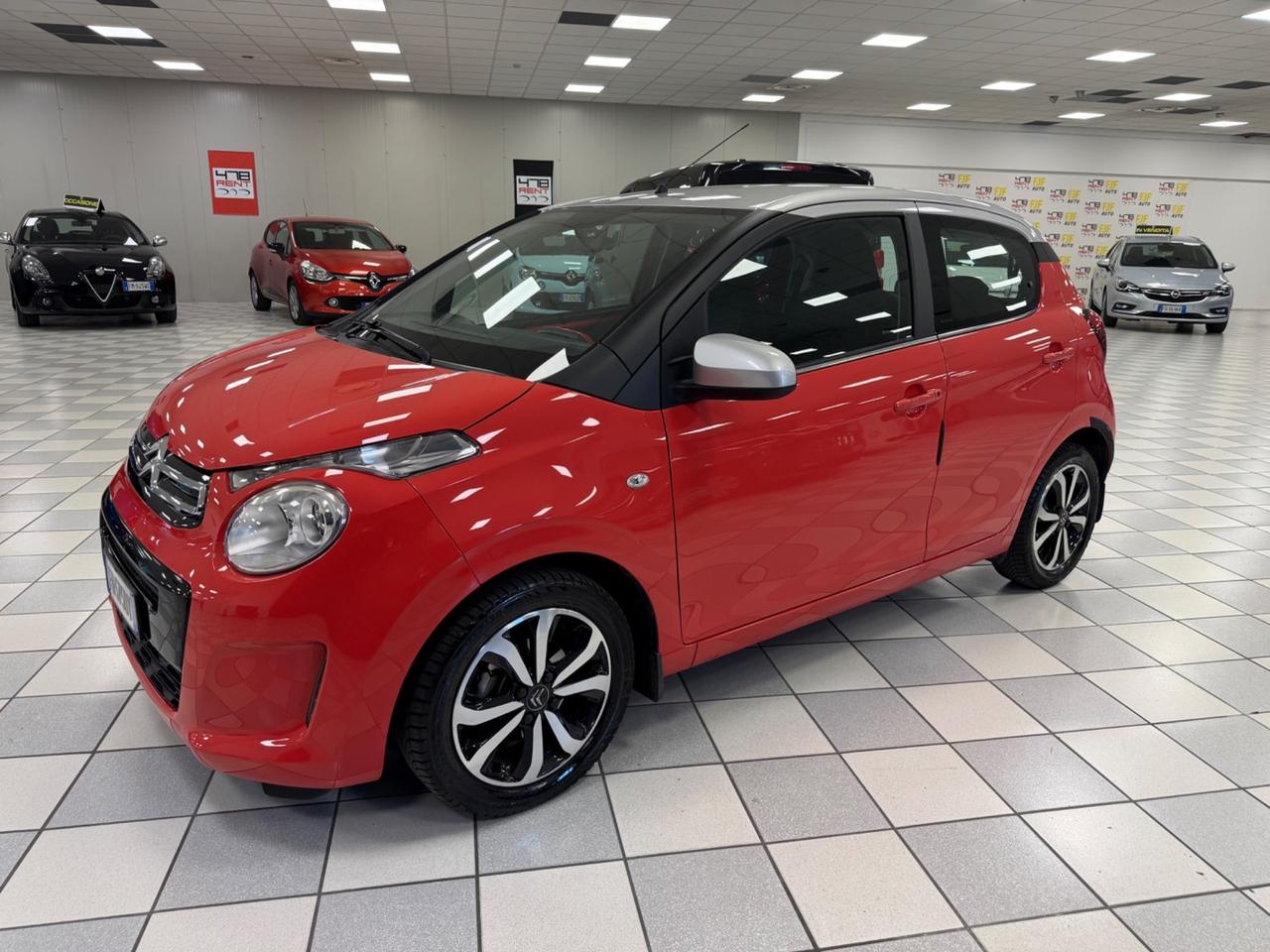 Citroen C1 VTi 68 ETG 5 porte Shine