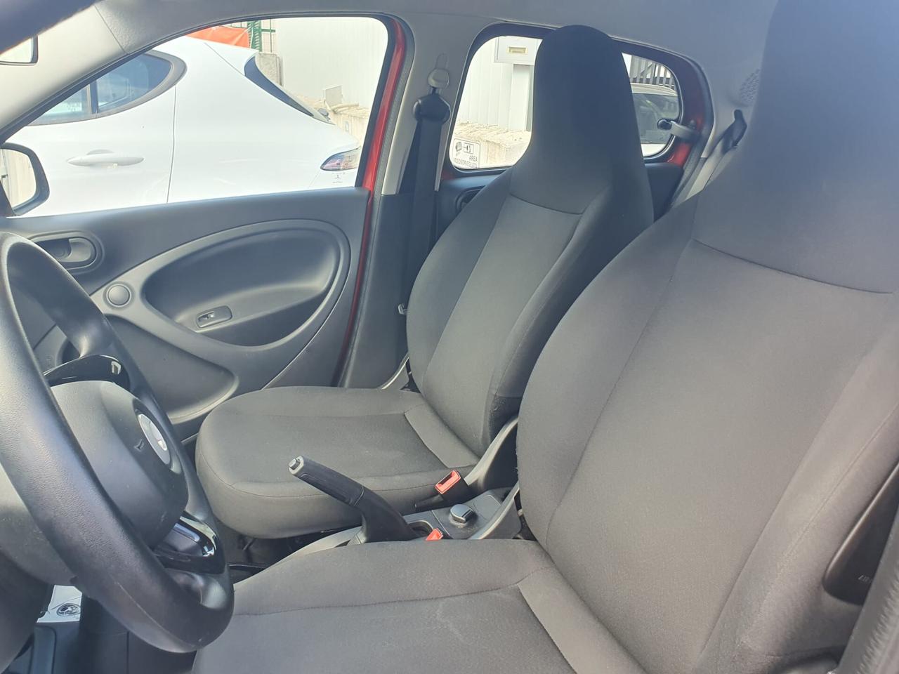 Smart ForFour 70 1.0 Youngster