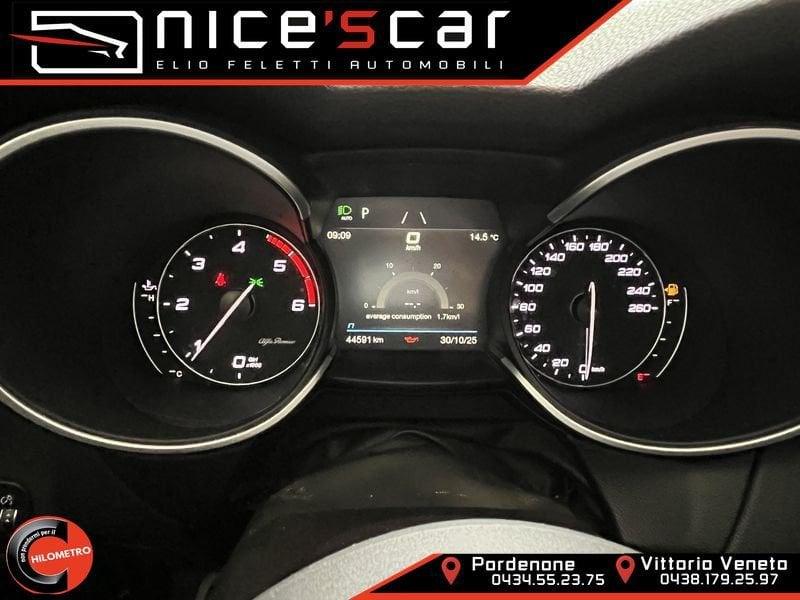 Alfa Romeo Stelvio 2.2 Turbodiesel 190 CV AT8 Q4 Business