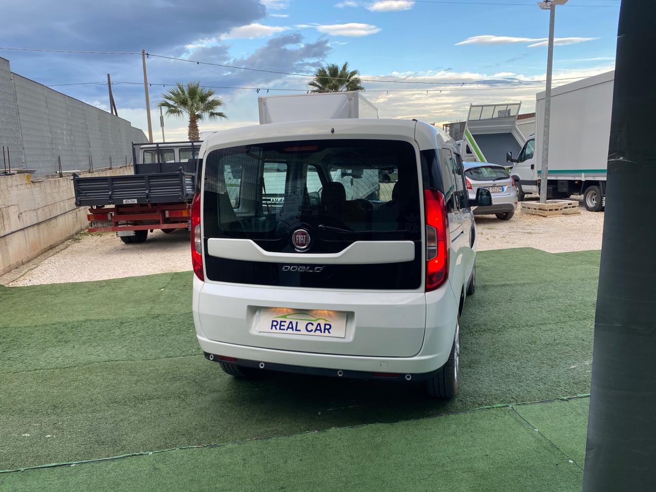 Fiat Doblo 1.6 Diesel Lounge 5 Posti Anno 2018