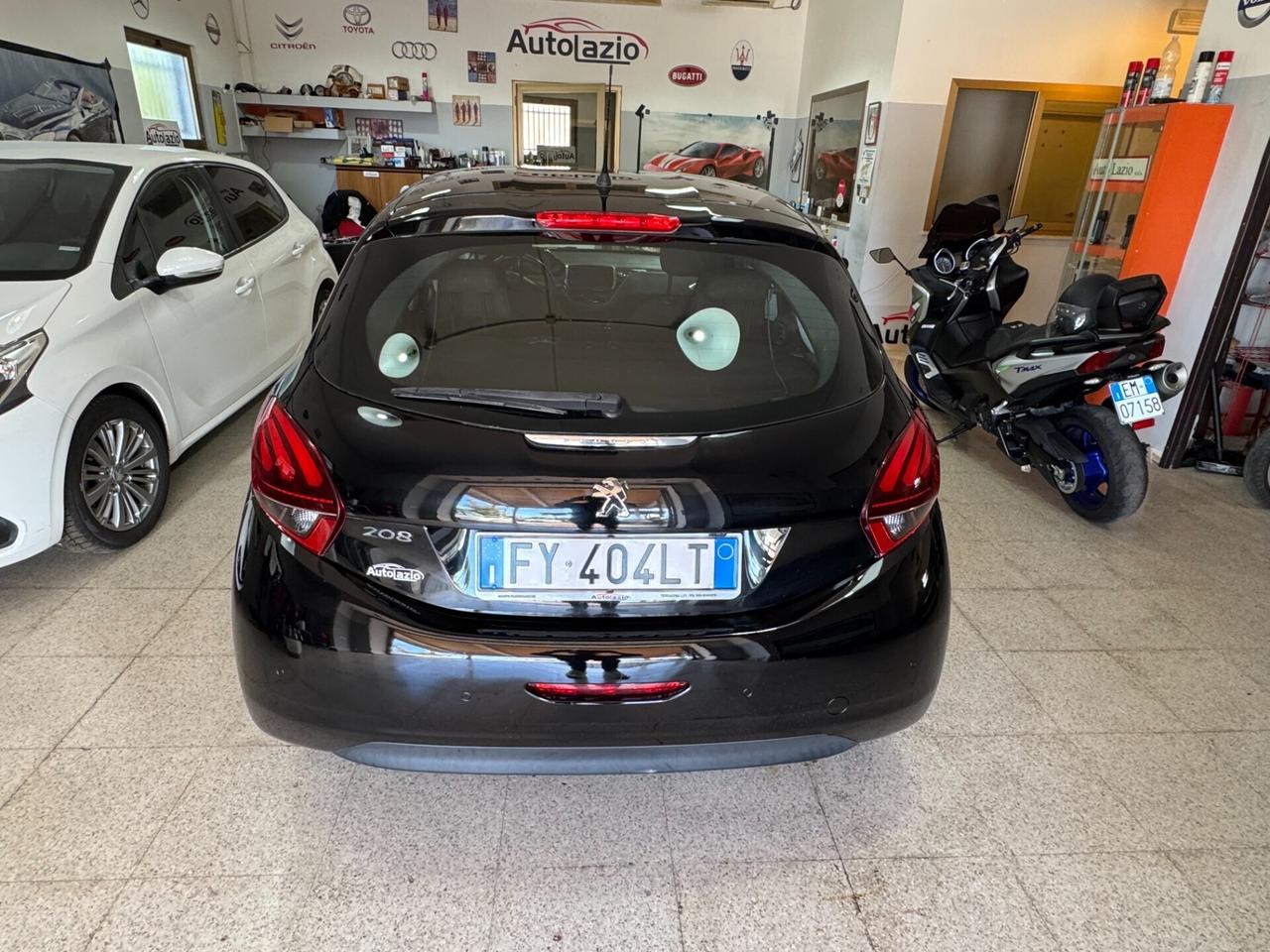 Peugeot 208 PureTech GPL 82 cv Allure NAVIGATORE-R