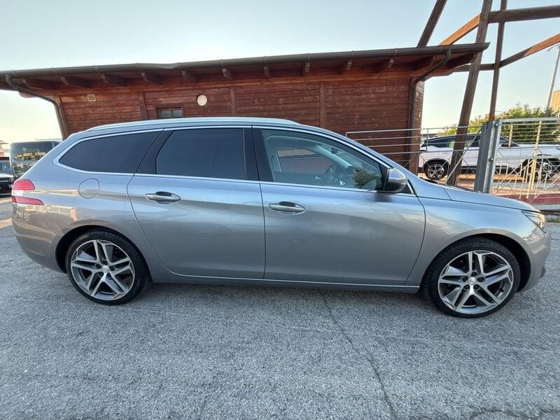 Peugeot 308 308 130 S&S SW Allure