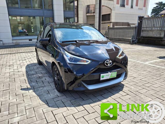 TOYOTA Aygo Connect 1.0 VVT-i 72CV x-play GARANZIA INCLUSA