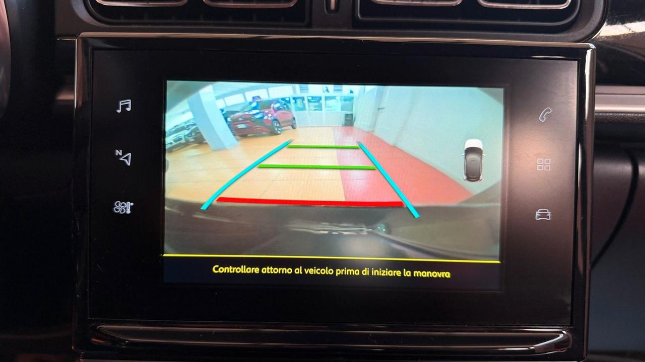 Citroen C3 PureTech 82 Shine BI/COLORE