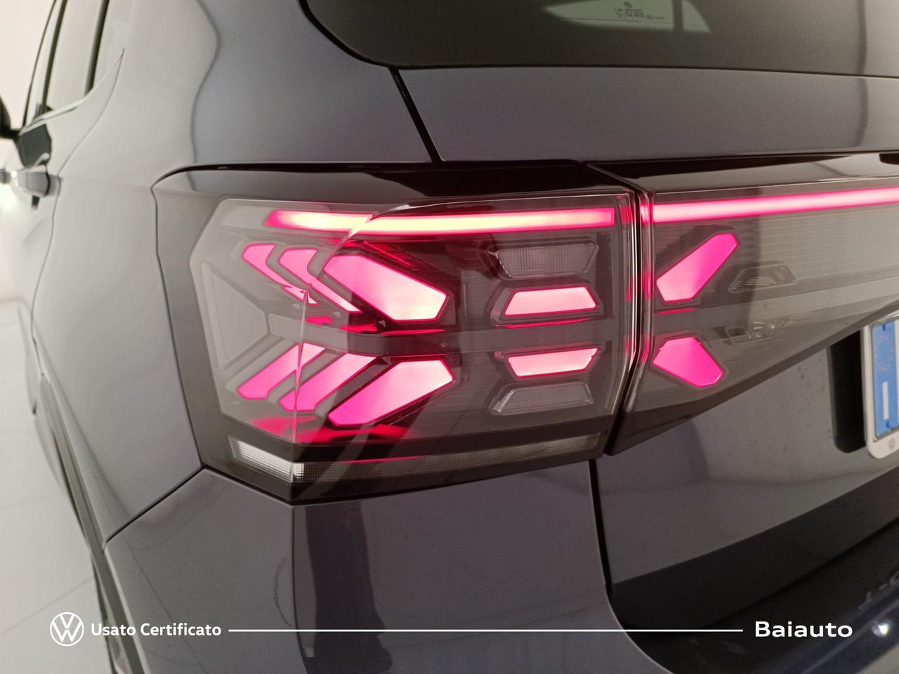 Volkswagen T-Cross 1.0 tsi 115cv r-line