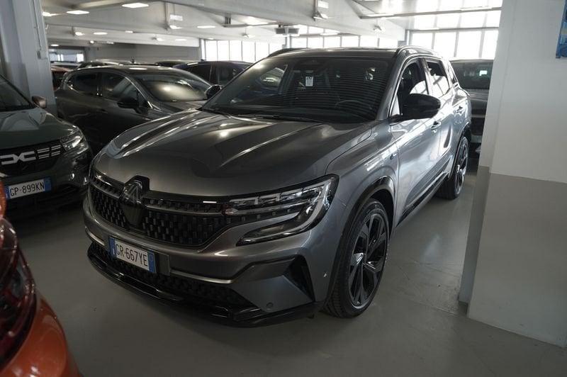 Renault Austral * 1.2 E-TECH FULL HYBRID ICONIC ESPRIT ALPINE 200CV AUTO