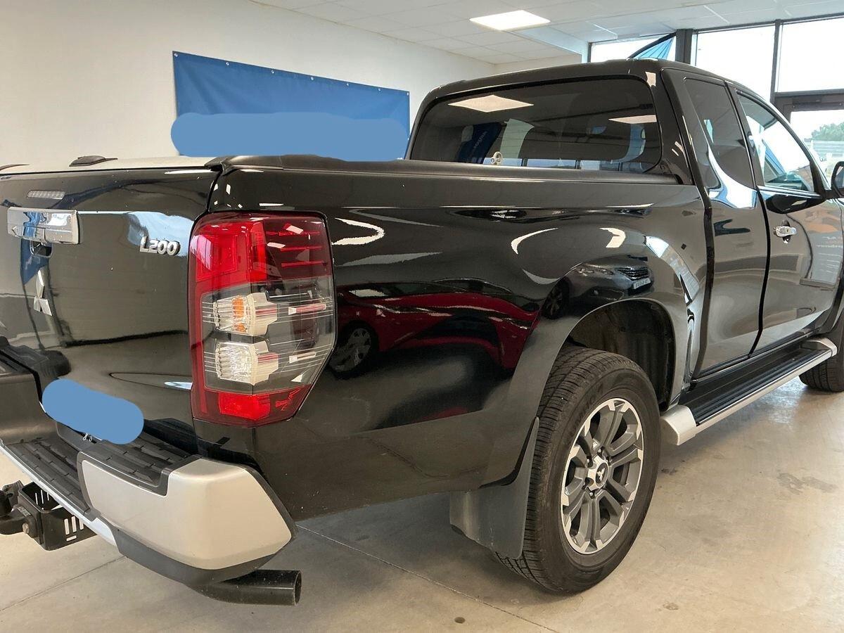 Mitsubishi L200 2.4 DI-D/154CV Club Cab Invite