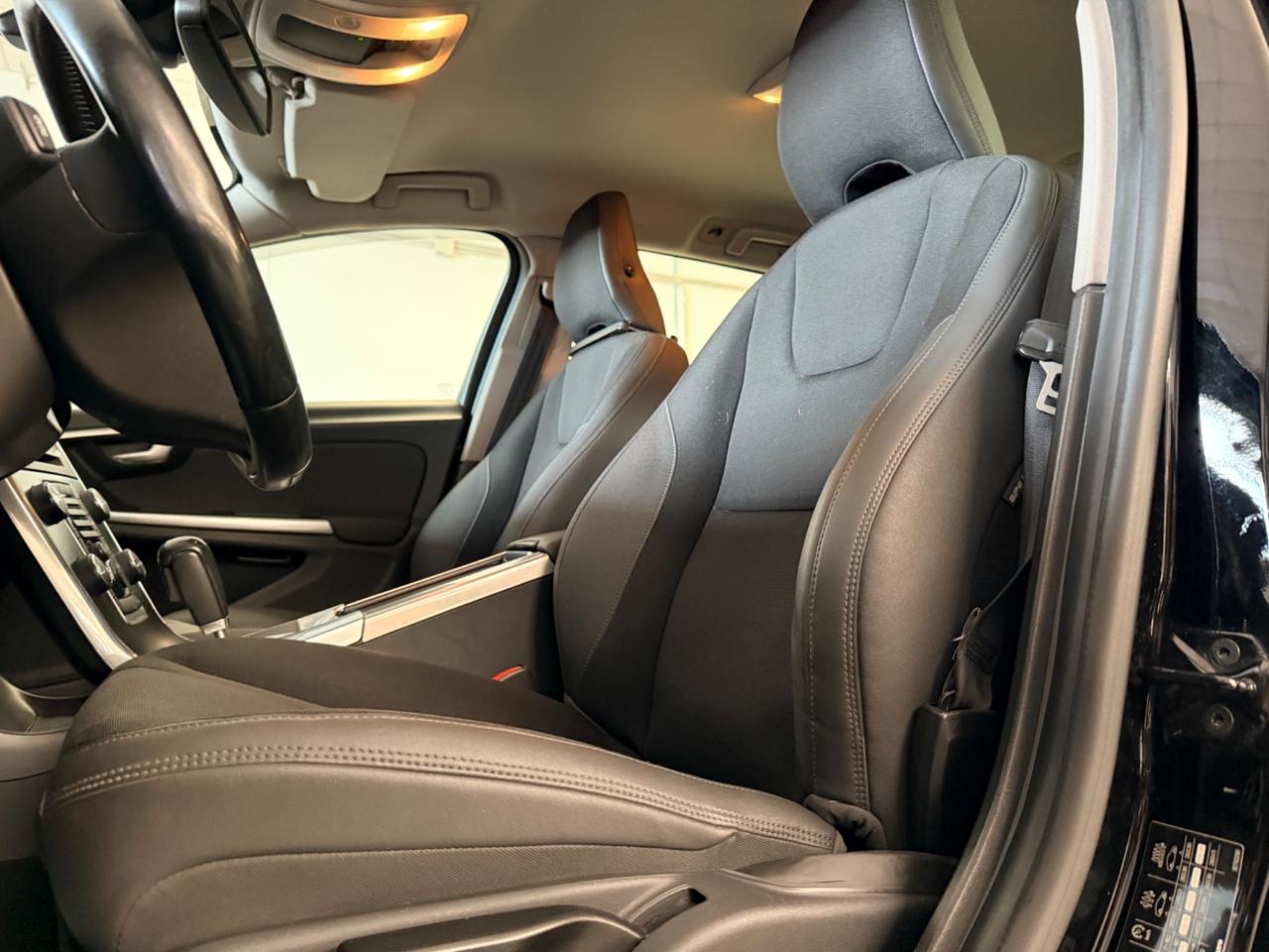 Volvo V60 D3 Geartronic Momentum