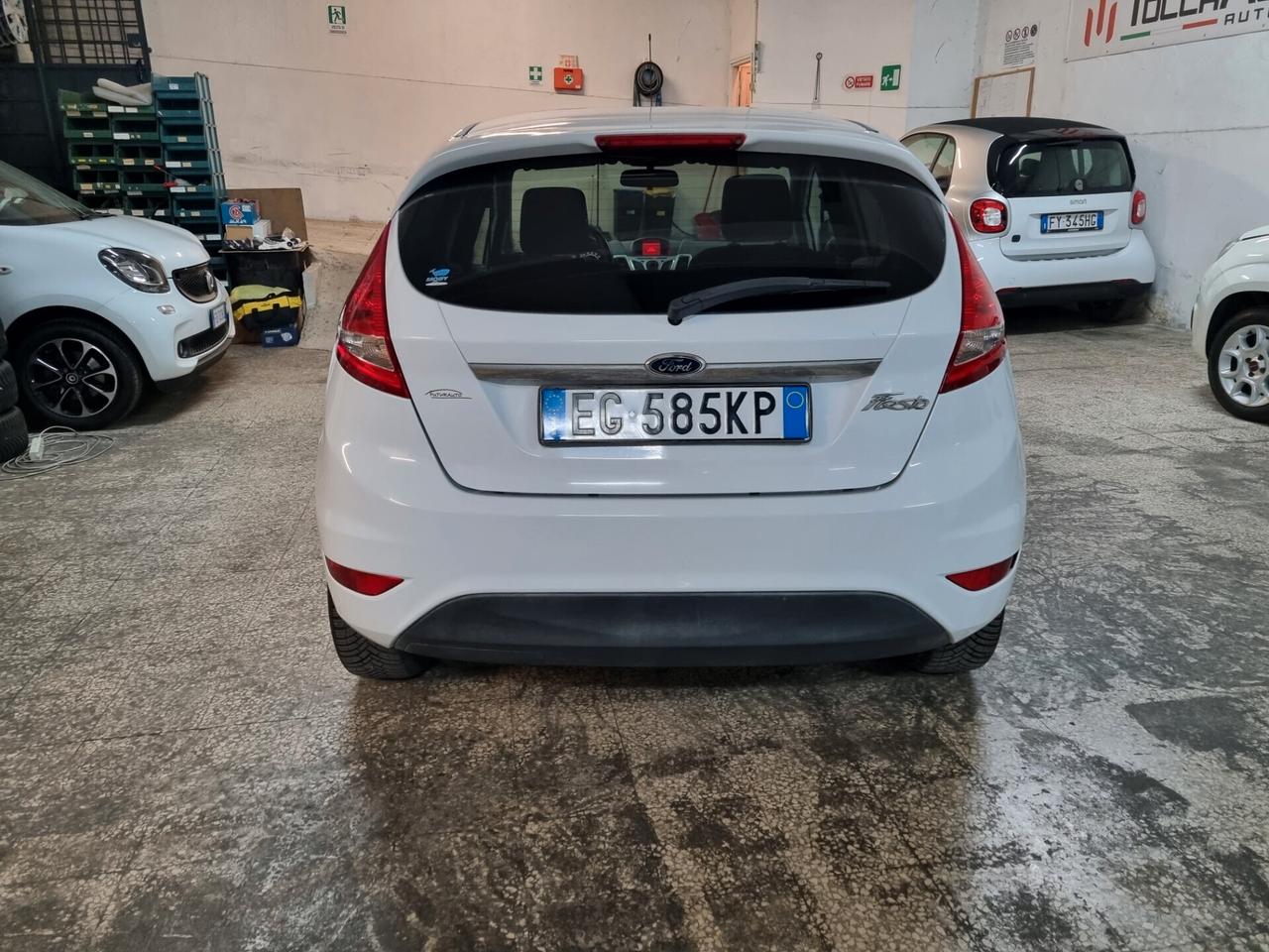 Ford Fiesta 1.4 5 porte Bz.- GPL Titanium