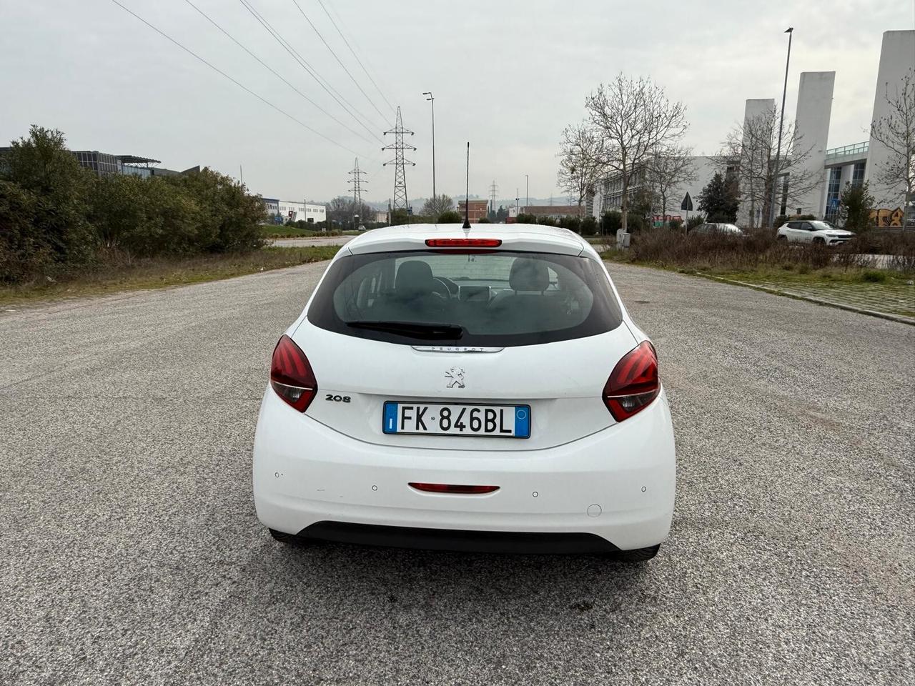 Peugeot 208 BlueHDi 75 5 porte Allure
