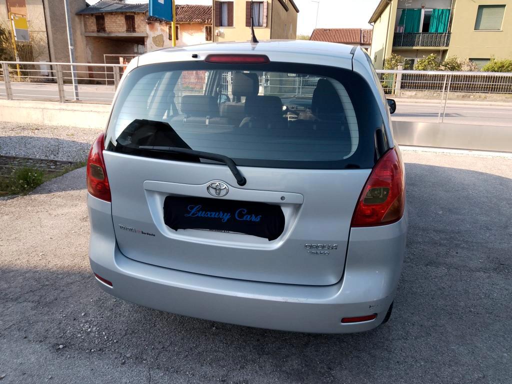 Toyota Corolla Verso 1.6 vvt-i