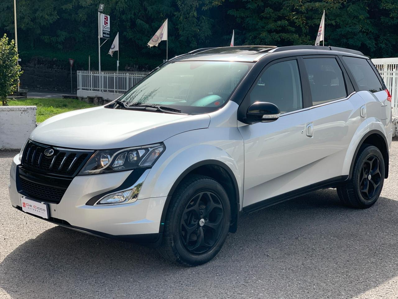 Mahindra XUV500 2.2 16V AWD W10 7 POSTI TETTO APRIBILE