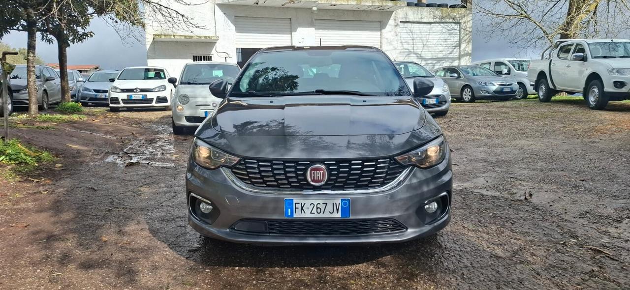 Fiat Tipo 1.6 Mjt SeS 5Porte Lounge