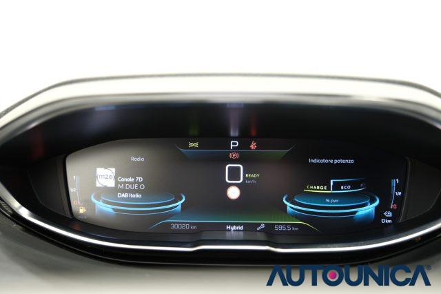 PEUGEOT 3008 Hybrid4 300 E-EAT8 ALLURE PACK FULL LED