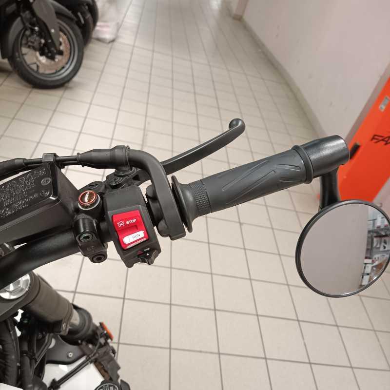 Yamaha XSR 700 - 2024