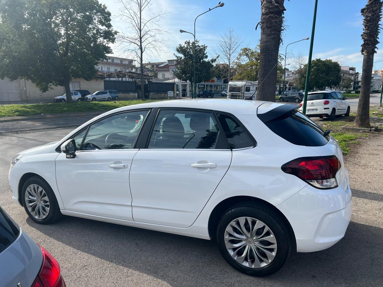 Citroen C4 BlueHDi 100 Business Combi