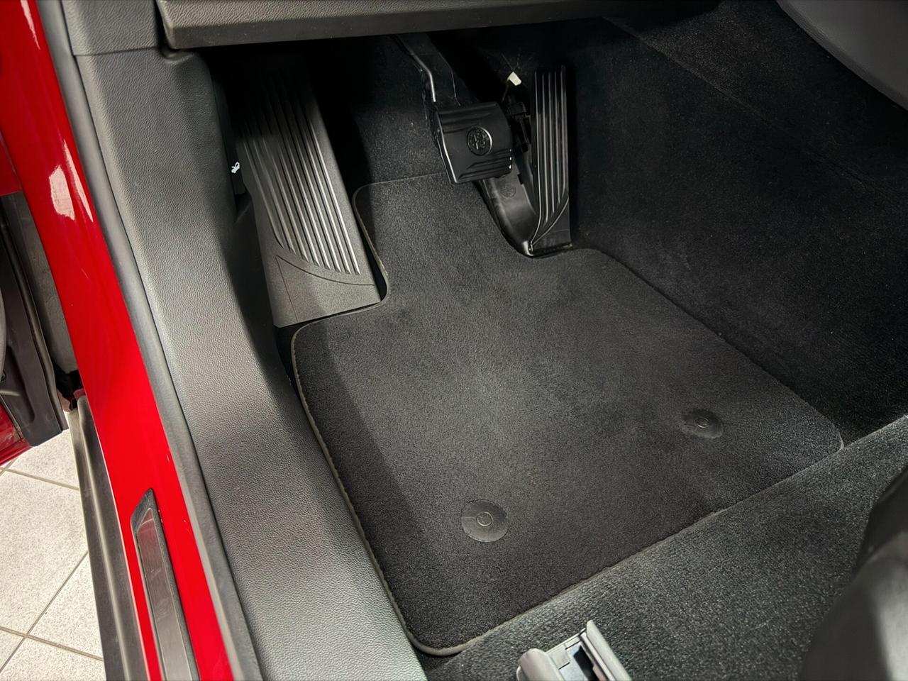 2.2 TD 160 CV BUSINESS PELLE TOTALE NAVI TAGLIANDATA UNICO PROPRIETARIO PERFETTA