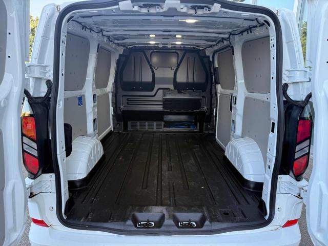 FORD Transit Custom 320 2.5 Duratec PHEV 233CV PC Furg. Titanium