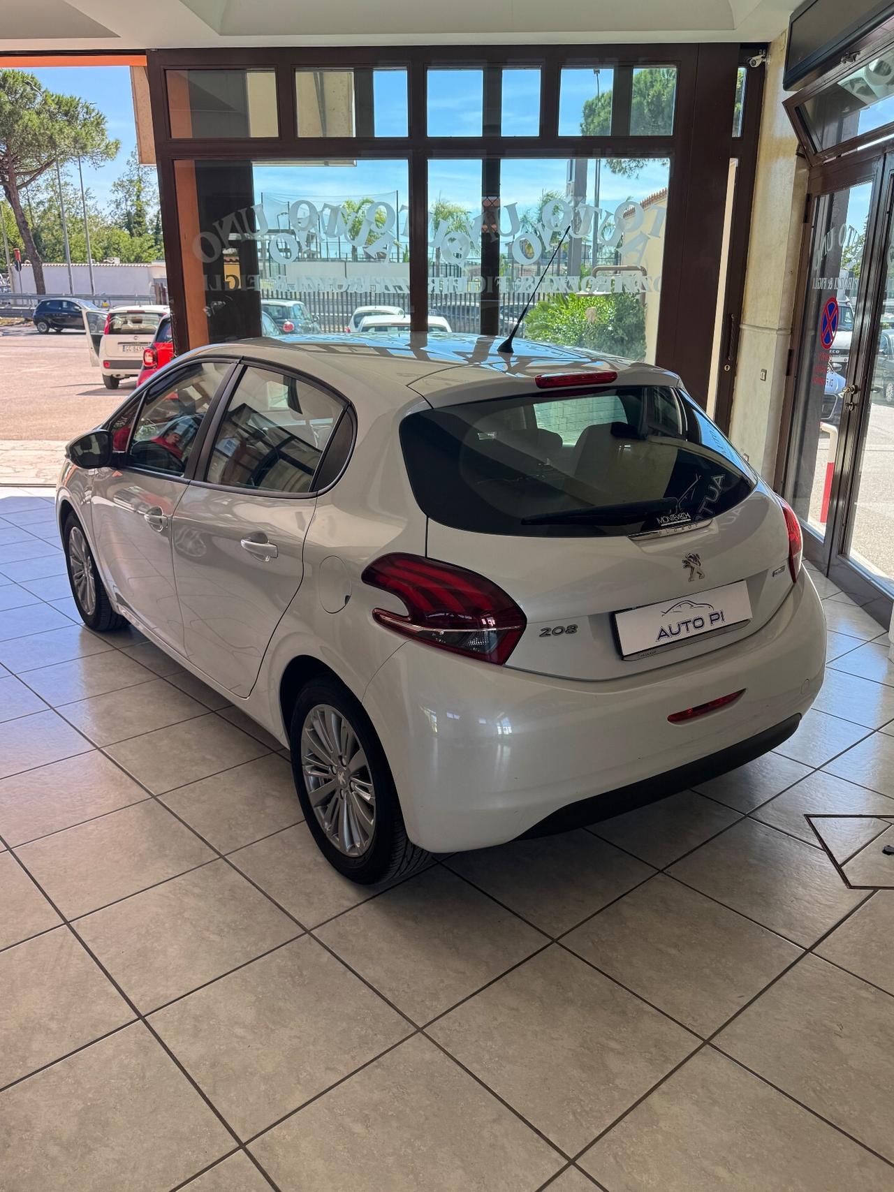 Peugeot 208 BlueHDi 75 5 porte Allure