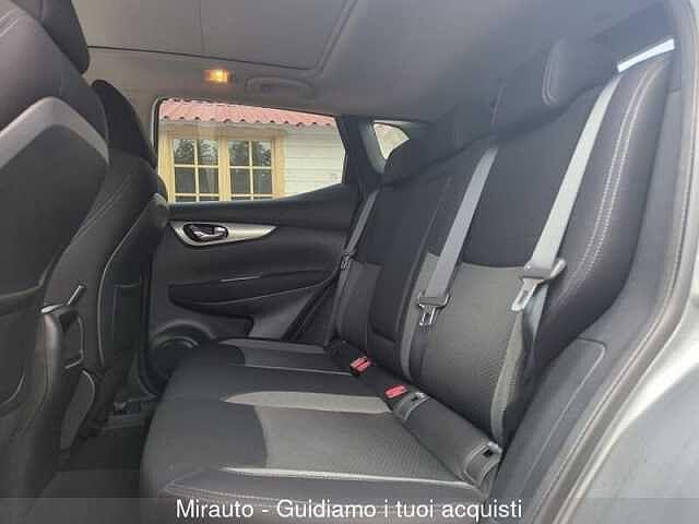Nissan Qashqai Qashqai 1.5 dCi N-Connecta