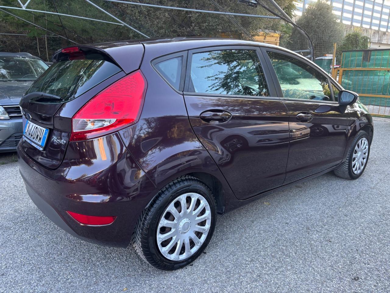 Ford Fiesta 1.4 5 porte Bz.- GPL Titanium OK Neopatentati