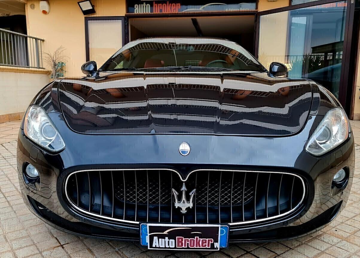 MASERATI GRANTURISMO 4.2 V8 405cv ANCHE NOLEGGIO