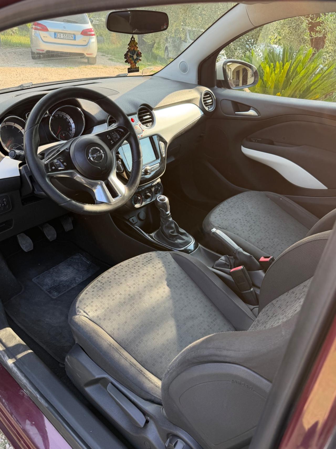 Opel Adam 1.4 87 CV GPL Tech Jam