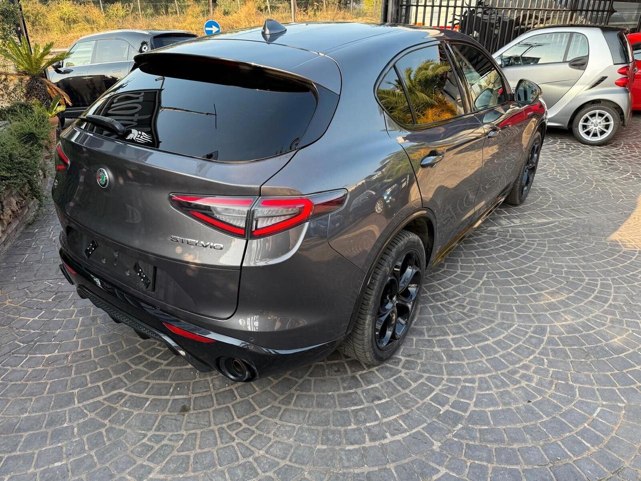 Alfa Romeo Stelvio 2.0 Turbo 280 CV AT8 Q4 Veloce