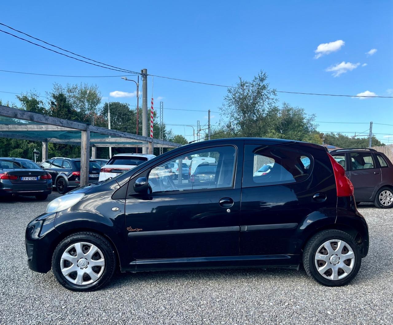 Peugeot 107 1.0 benzina AUTOMATICA!