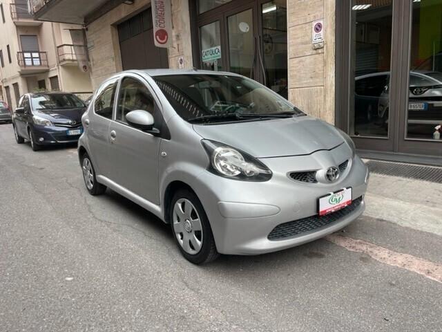 Toyota Aygo 1.0 12V 5 porte