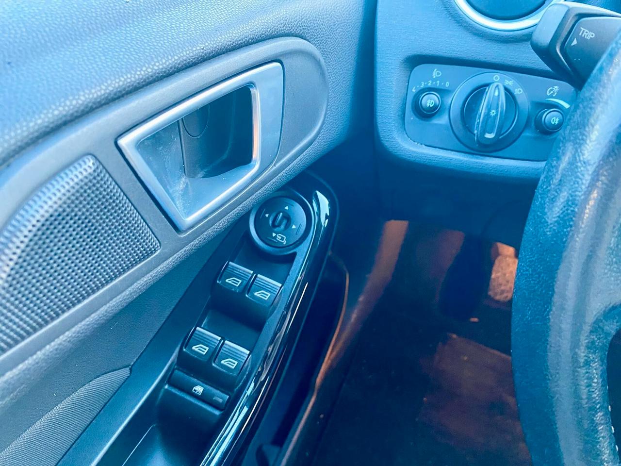 Ford Fiesta 1.2 82 CV 5 porte Titanium