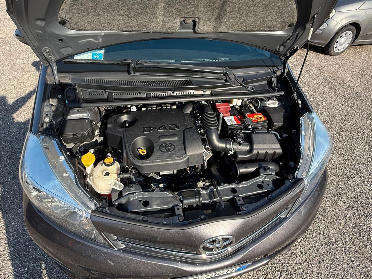 Toyota Yaris 1.4 D-4D 5 porte Touch Screen Telecamera