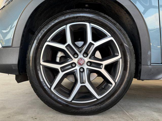 FIAT Tipo 1.5 Hybrid DCT 5 porte Cross NEOPATENTATI