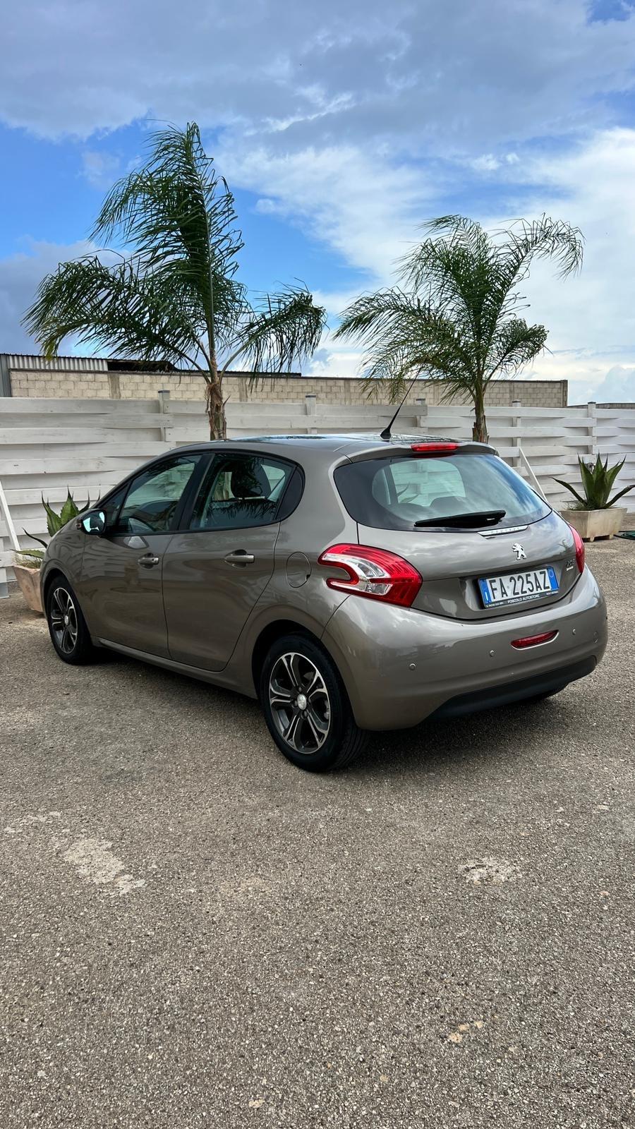 Peugeot 208 1.4 VTi 5p. GPL Active