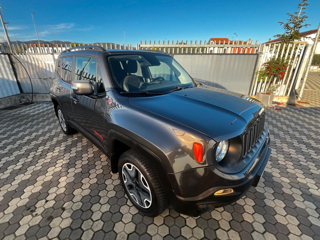 Jeep Renegade 2.0 Mjt 170CV 4WD Active Drive Low Trailhawk