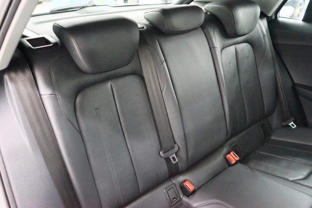 AUDI Q2 35 TDI S tronic Business Sport Uniprop.