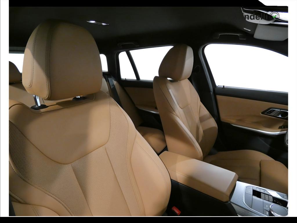 BMW Serie3(G20/21/80/81 - 320d 48V xDrive Touring Msport